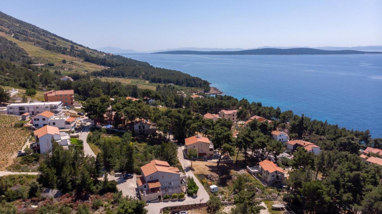 Apartments With A Parking Space Ivan Dolac, Hvar - 15784 Exterior photo